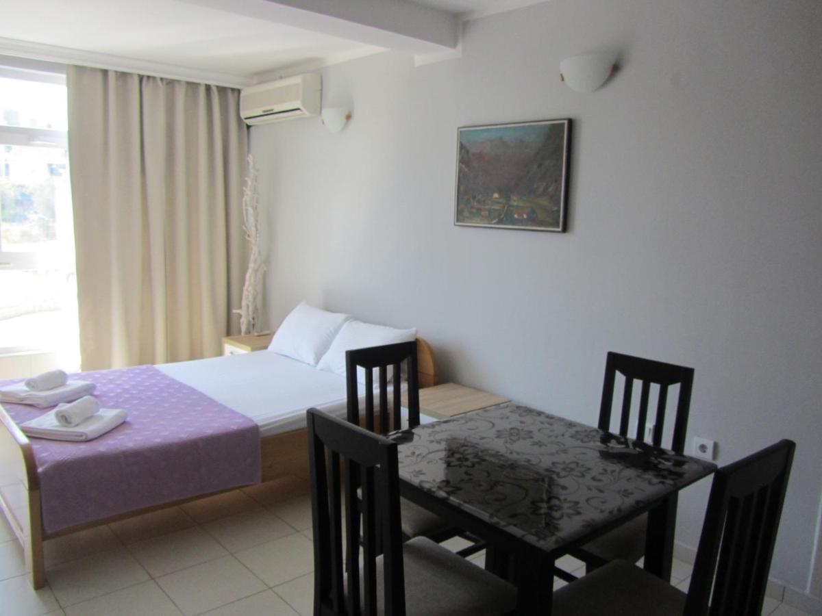 Apartamento Cernogoriya voyage Rafajlovići Exterior foto
