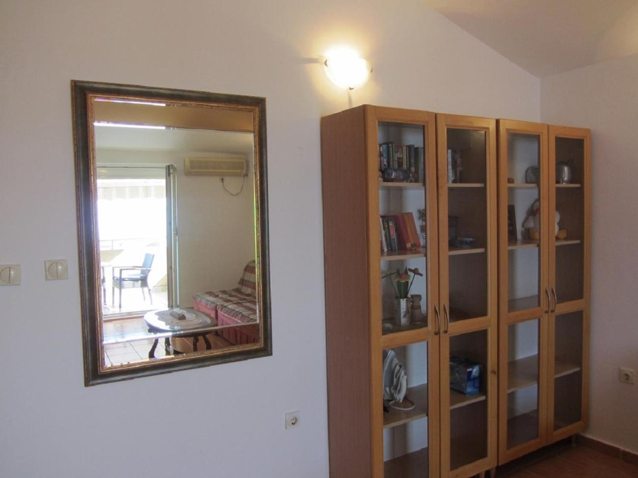 Apartamento Cernogoriya voyage Rafajlovići Exterior foto