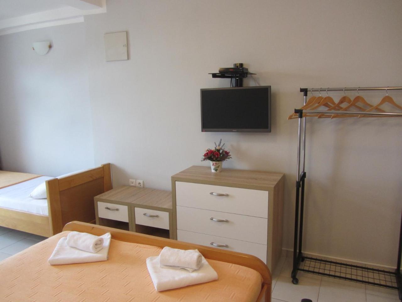 Apartamento Cernogoriya voyage Rafajlovići Exterior foto